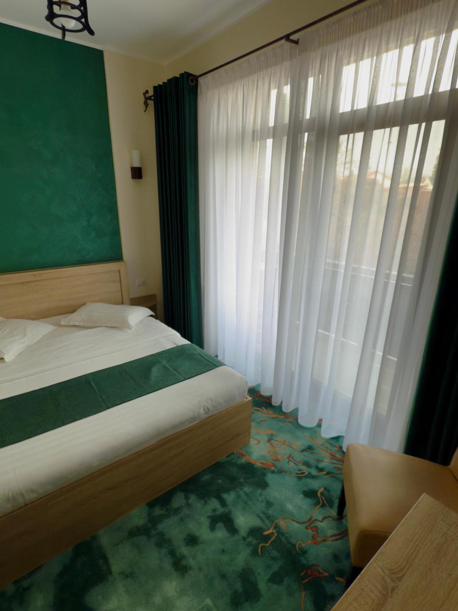 Green Garden Resort Odobesti Exterior foto